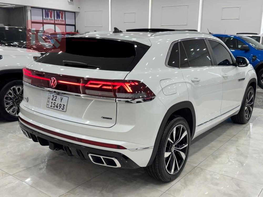 فولكسفاغن أطلس كروس سبورت